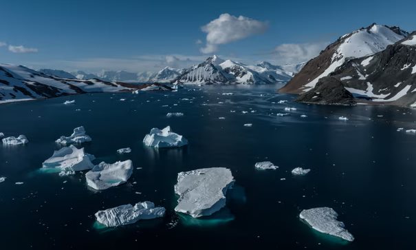 Ice shelf