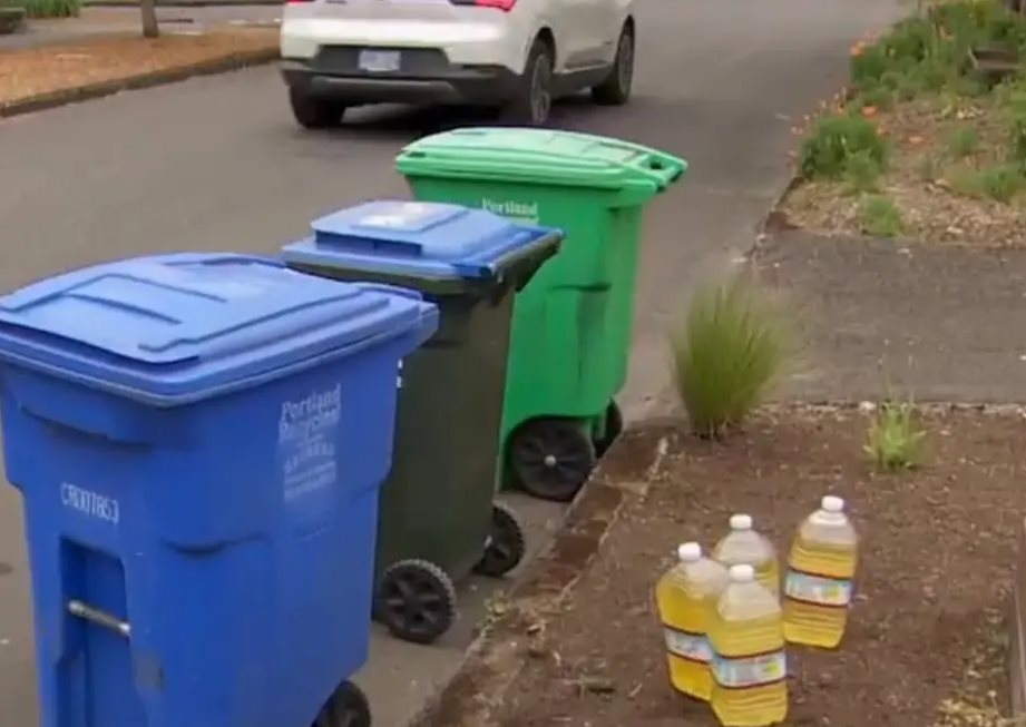 Portland Jugs of Piss