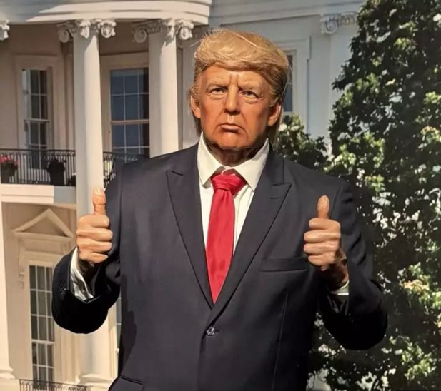 trump wax statue